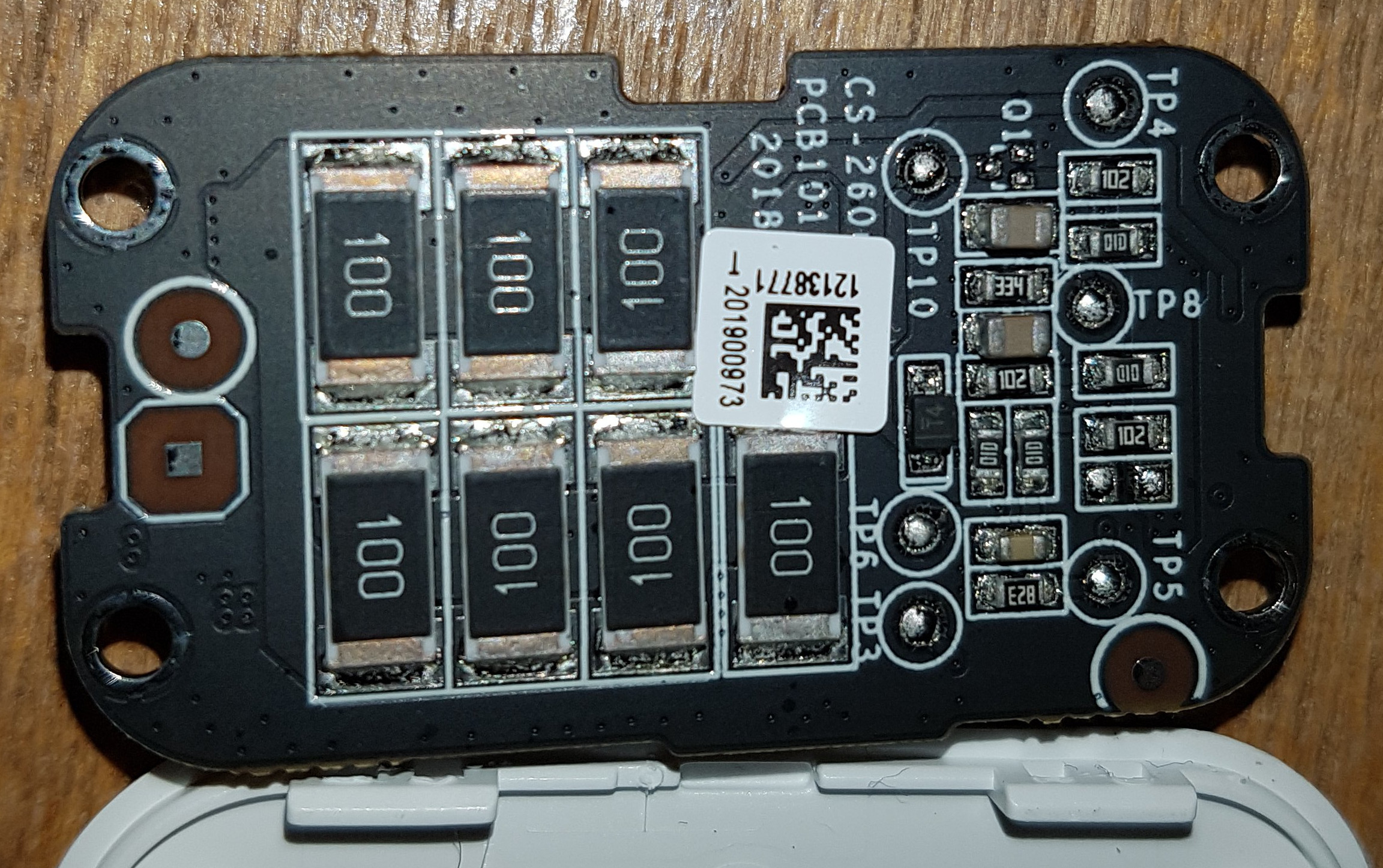 Internals of the DB1 power kit